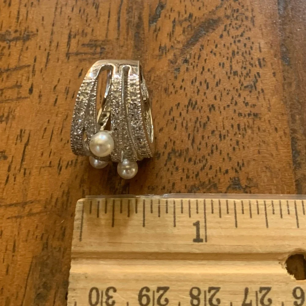 Ring - Picture 4 of 5